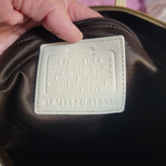 Coach shoulder bag 13x12x4 - Picture 6 of 16